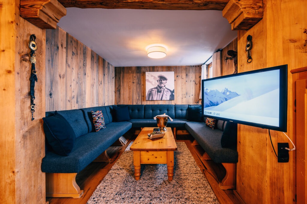 Wohnzimmer Chalet Apartment Haus Richard Falch St. Anton am Arlberg